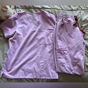 Figs One Pocket Scrub Top and High Wasted Jogger Scrub Pants size Medium